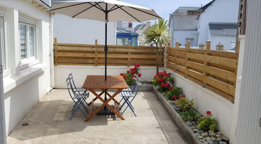 Maison De Vacances 3* A 50M De La Plage Tréffiagat Exterior foto